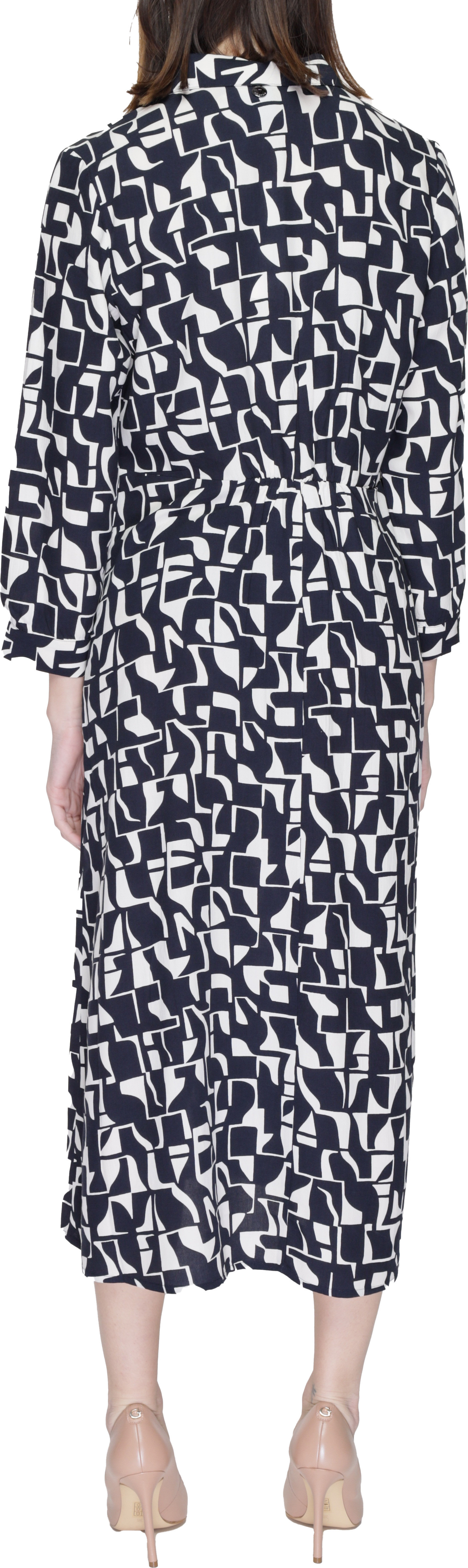 Dress Street One