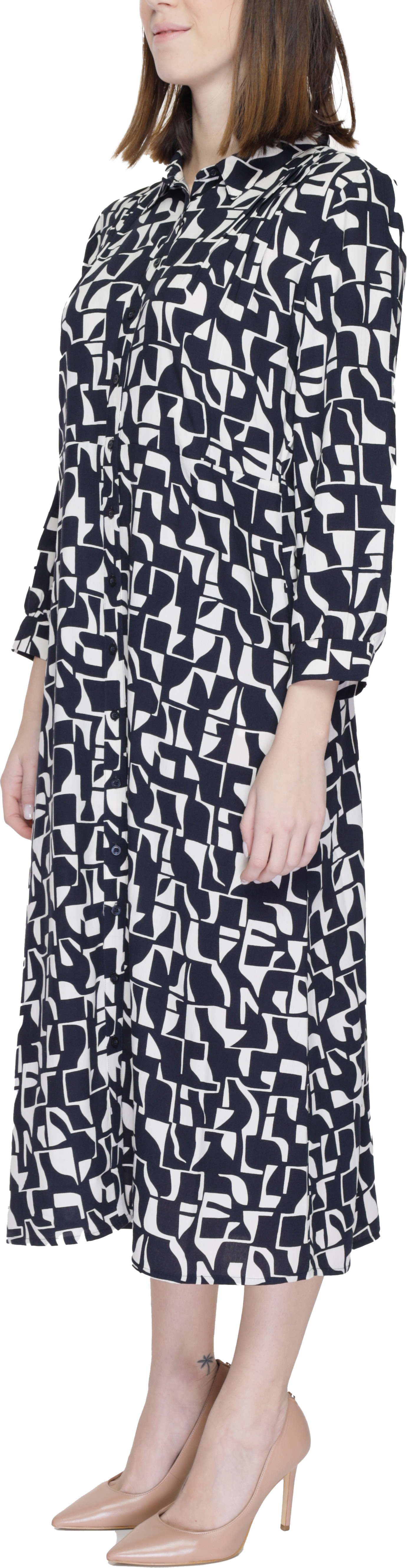 Dress Street One