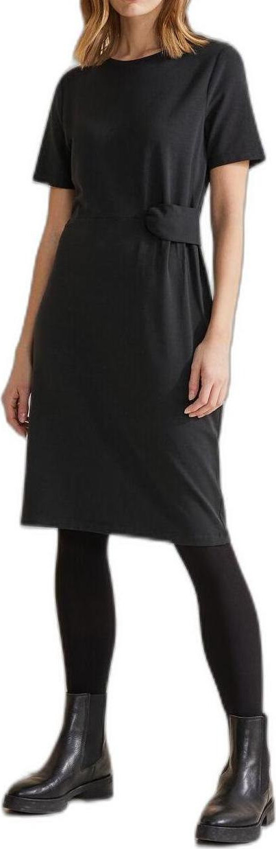 Dress Street One