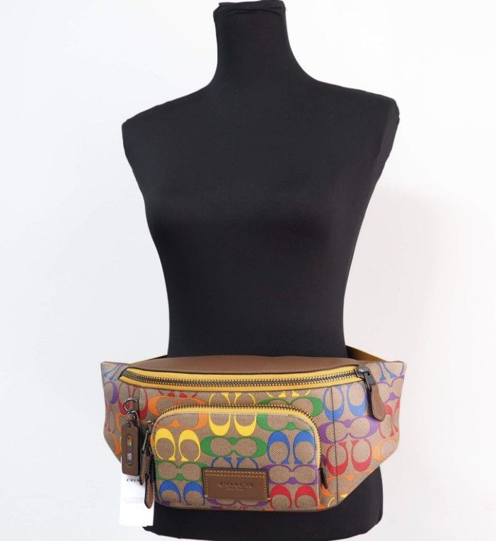 Поясная сумка Fanny Pack Coach Rainbow Signature Coated Canvas Track