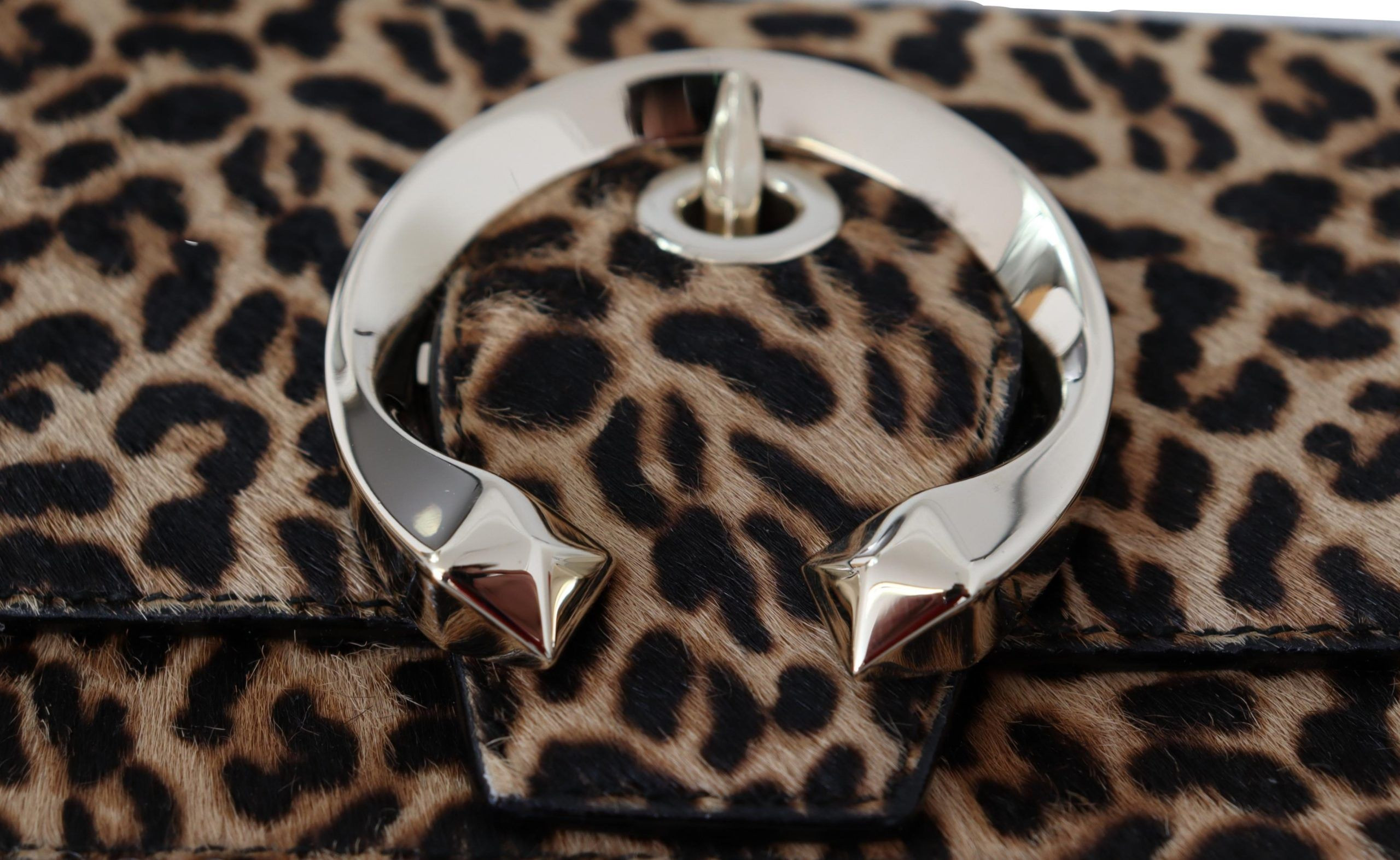 Сумка-пояс Jimmy Choo Eyewear Chic Leopard Brown