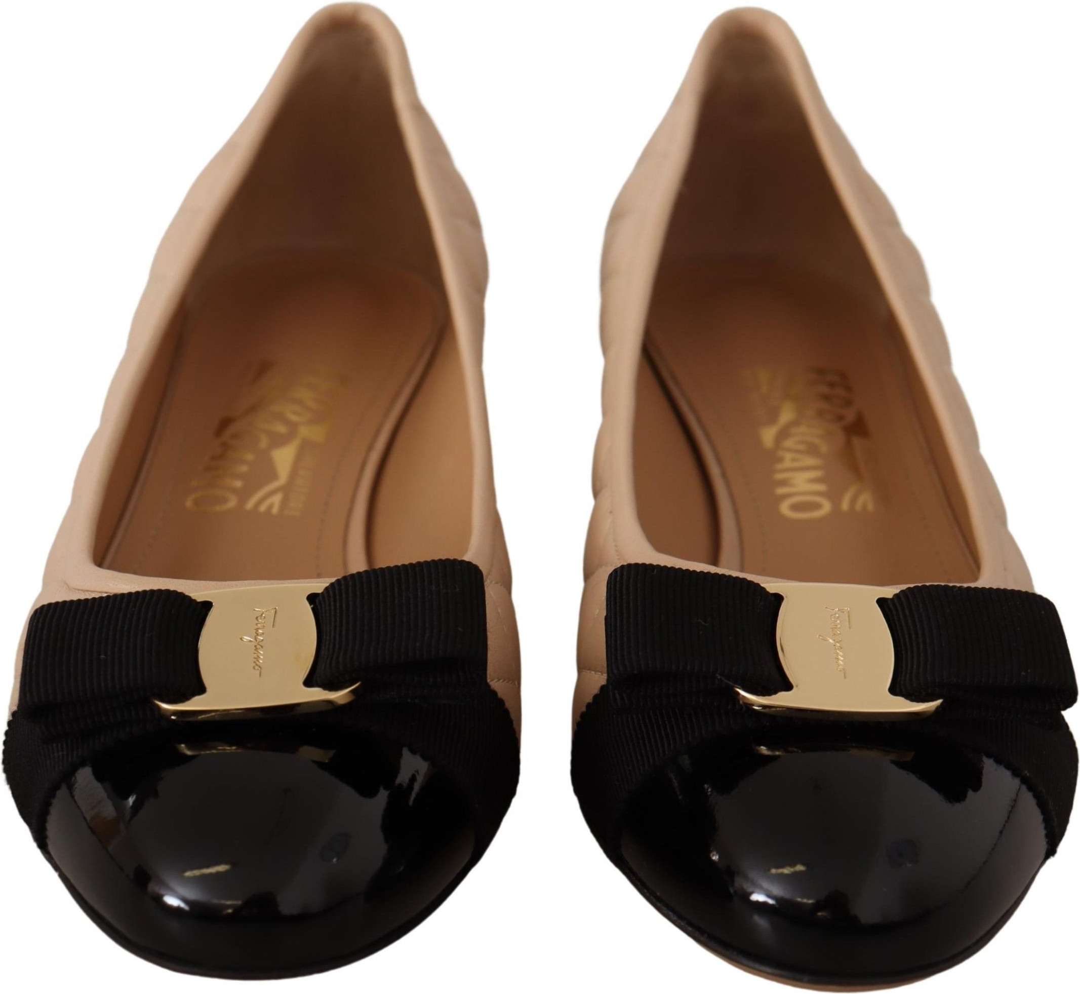 Pumps Salvatore Ferragamo Elegant Quilted Leather
