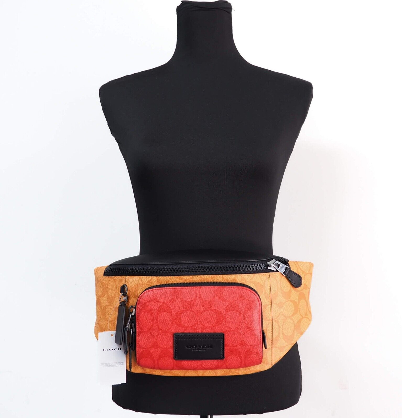 Bel qop Coach Signature Canvas Track