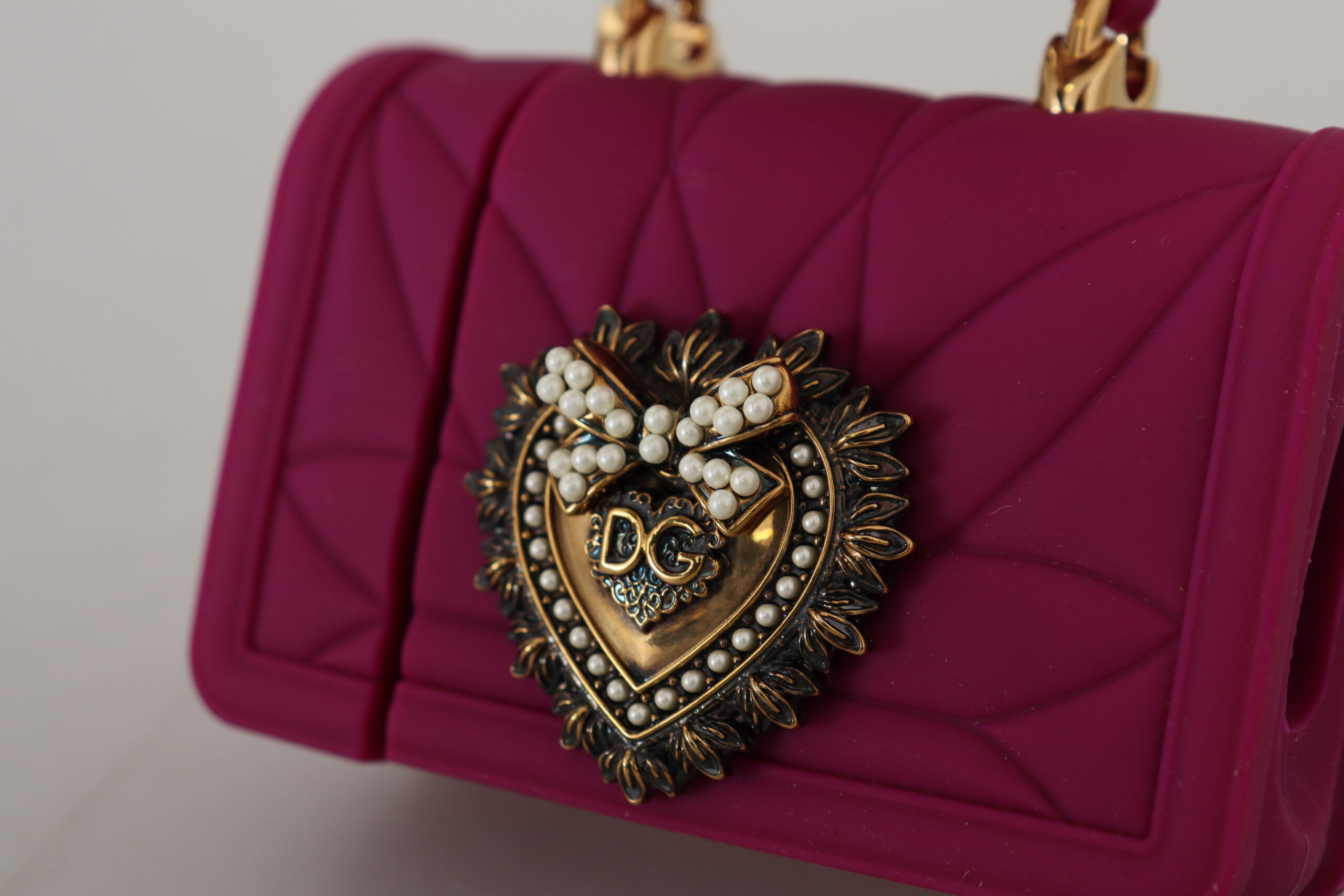 Case Dolce & Gabbana Silicone with Gold Accents