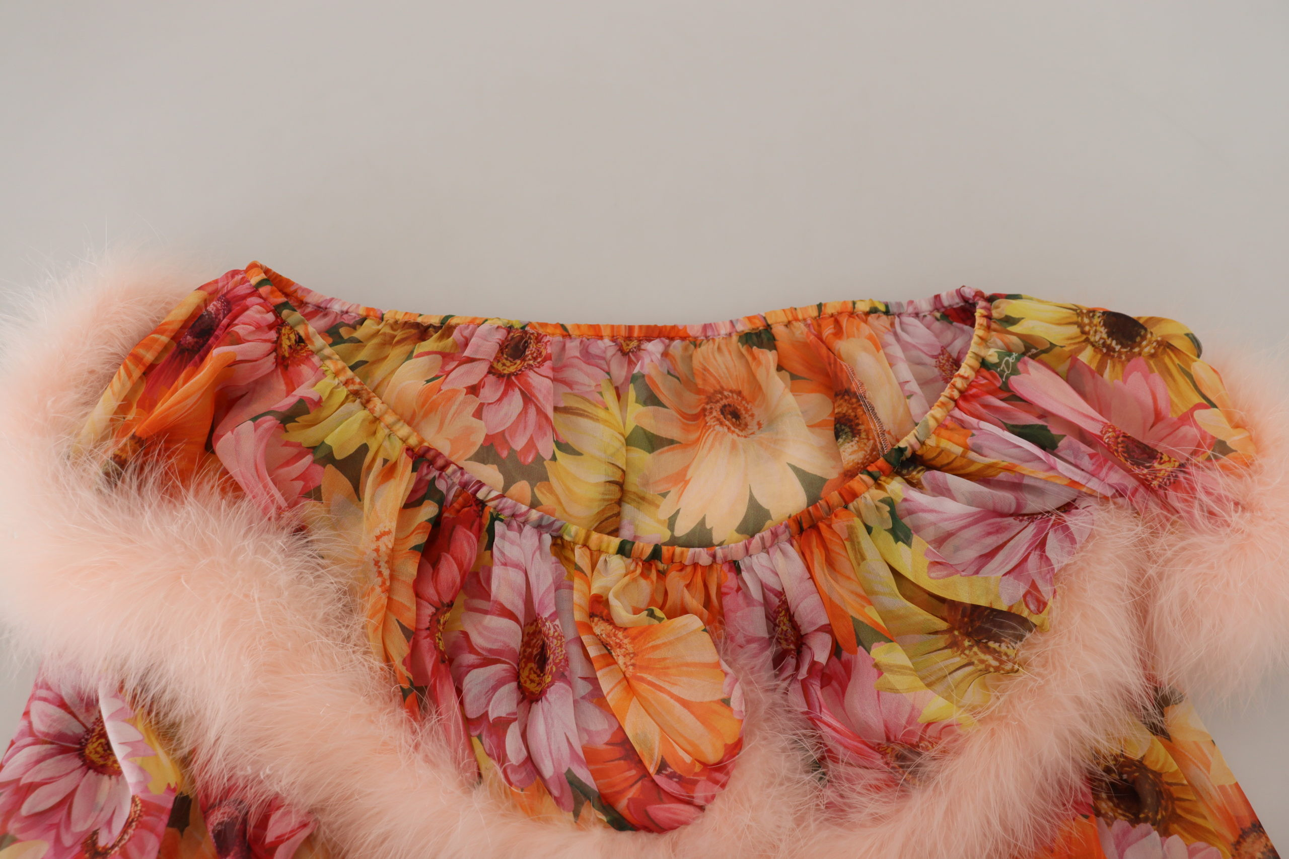 Dolce & Gabbana ning yuqori qismi multicolor gulli fer shearling bluzkasi