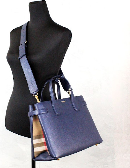 Handbag Purse Burberry Banner Medium Regency Blue Leather Tote Crossbody