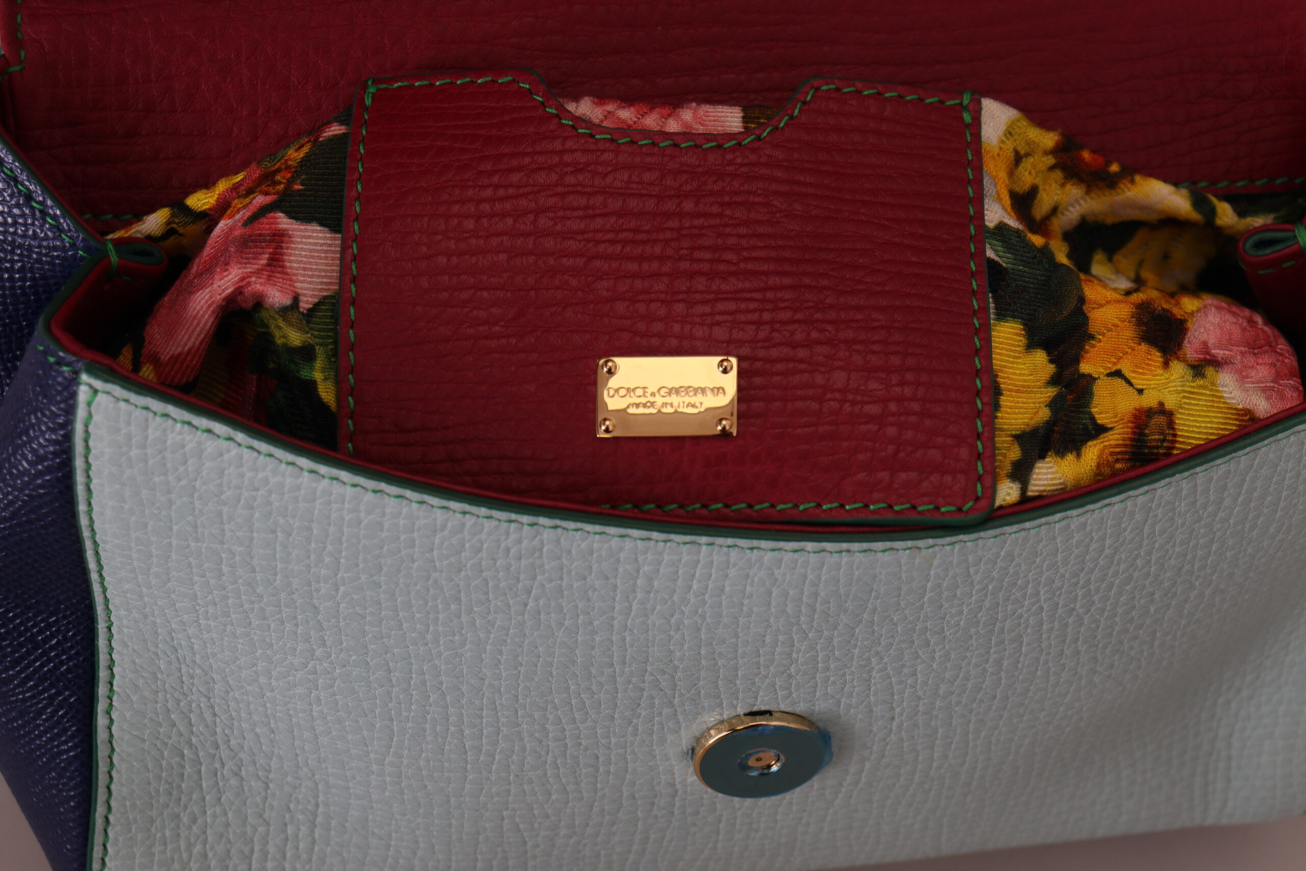 Dolce & Gabbana yagona sumkasi
