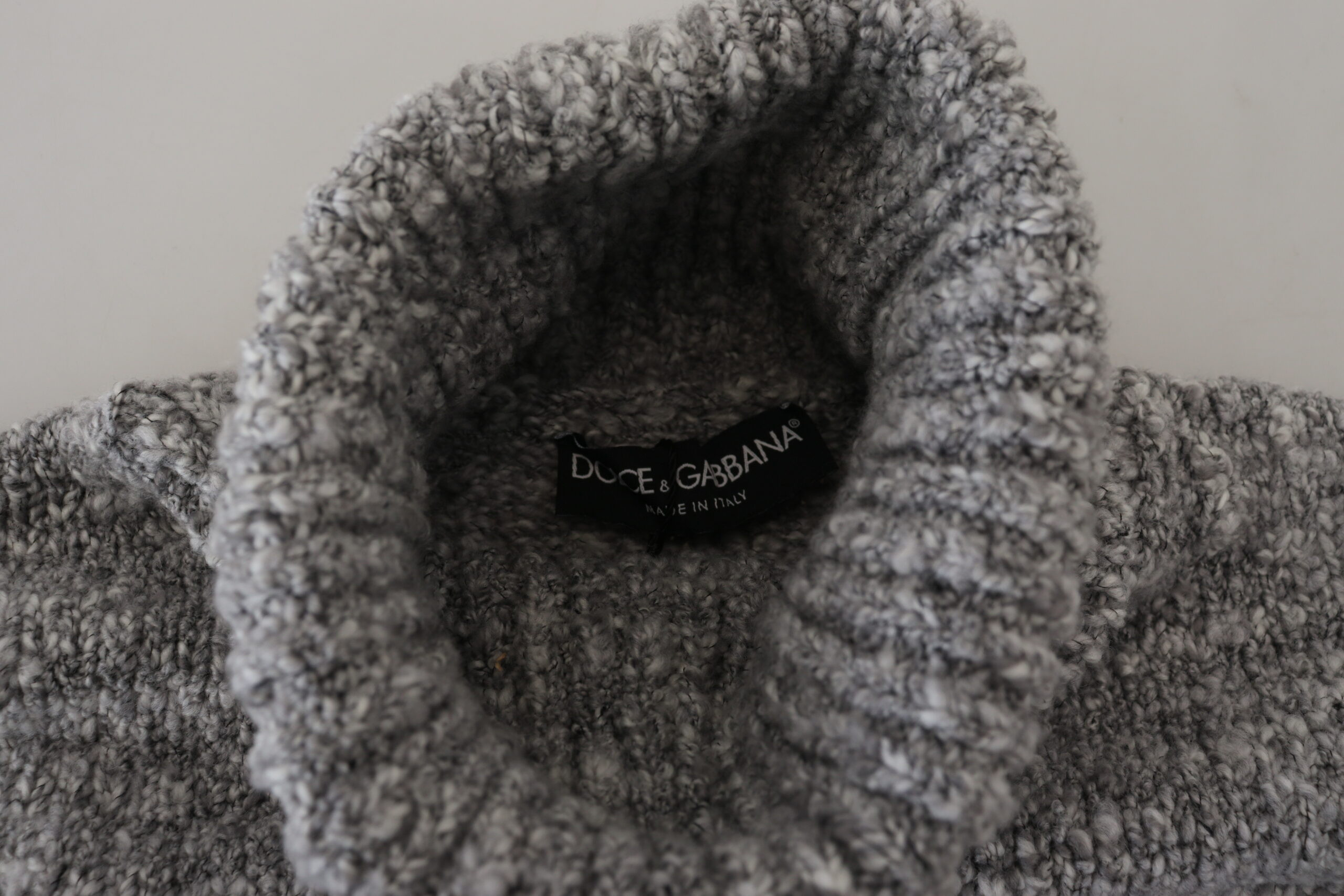 Dolce & Gabbana'dan sviter