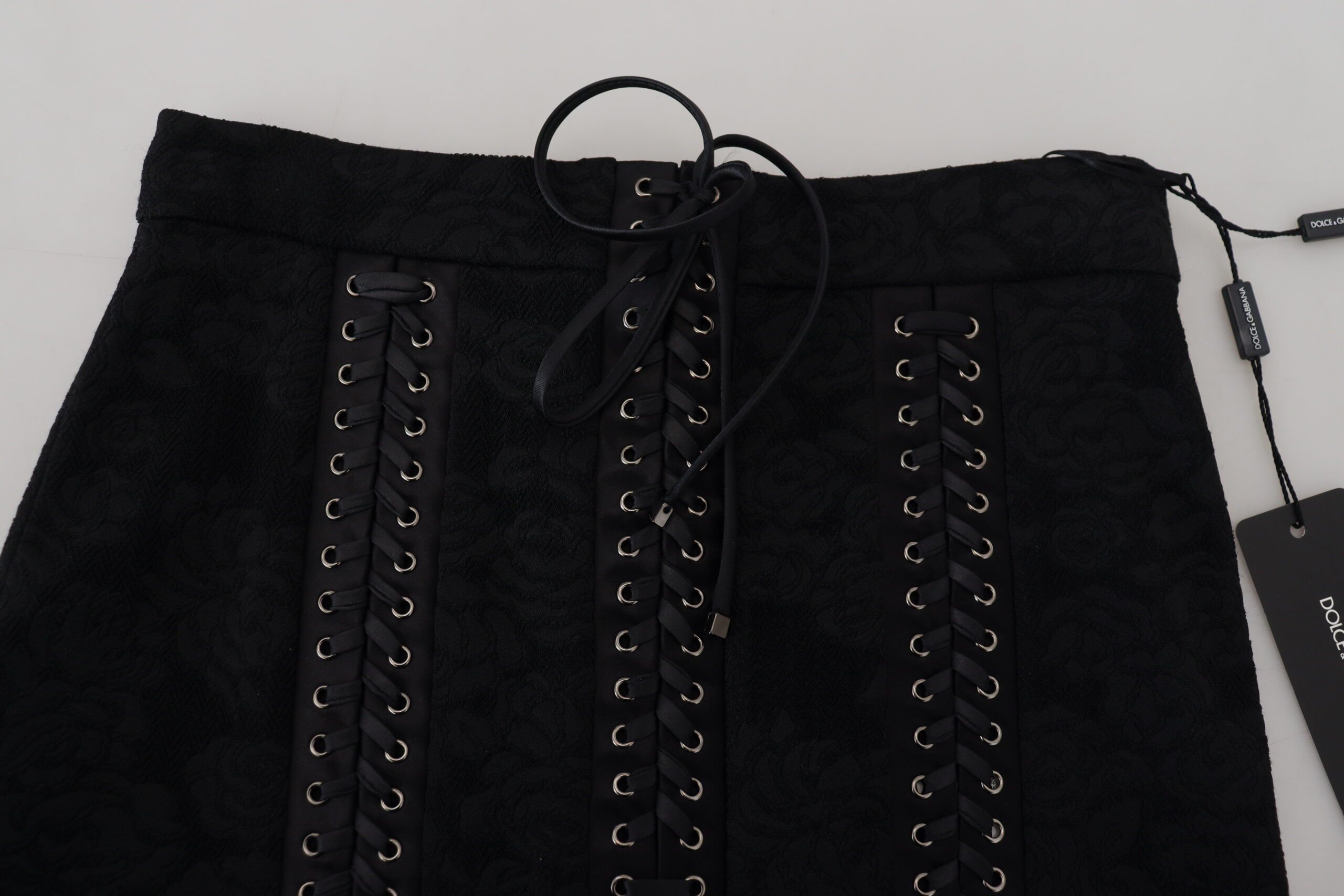 Dolce & Gabbana Qora Brokar Tikilgan Kiyim