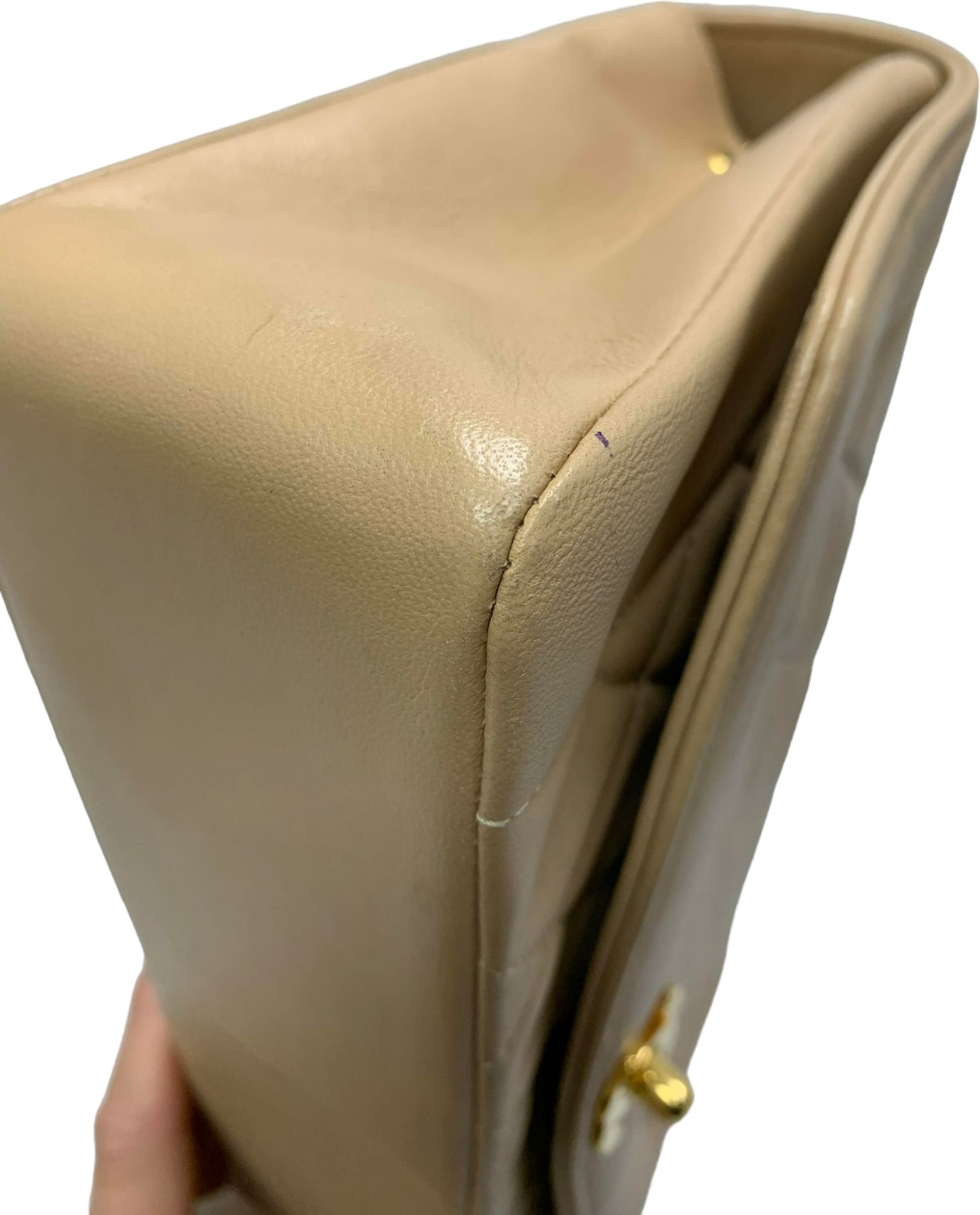 Handbag Chanel Diana Vintage Medium Classic Quilted Lambskin