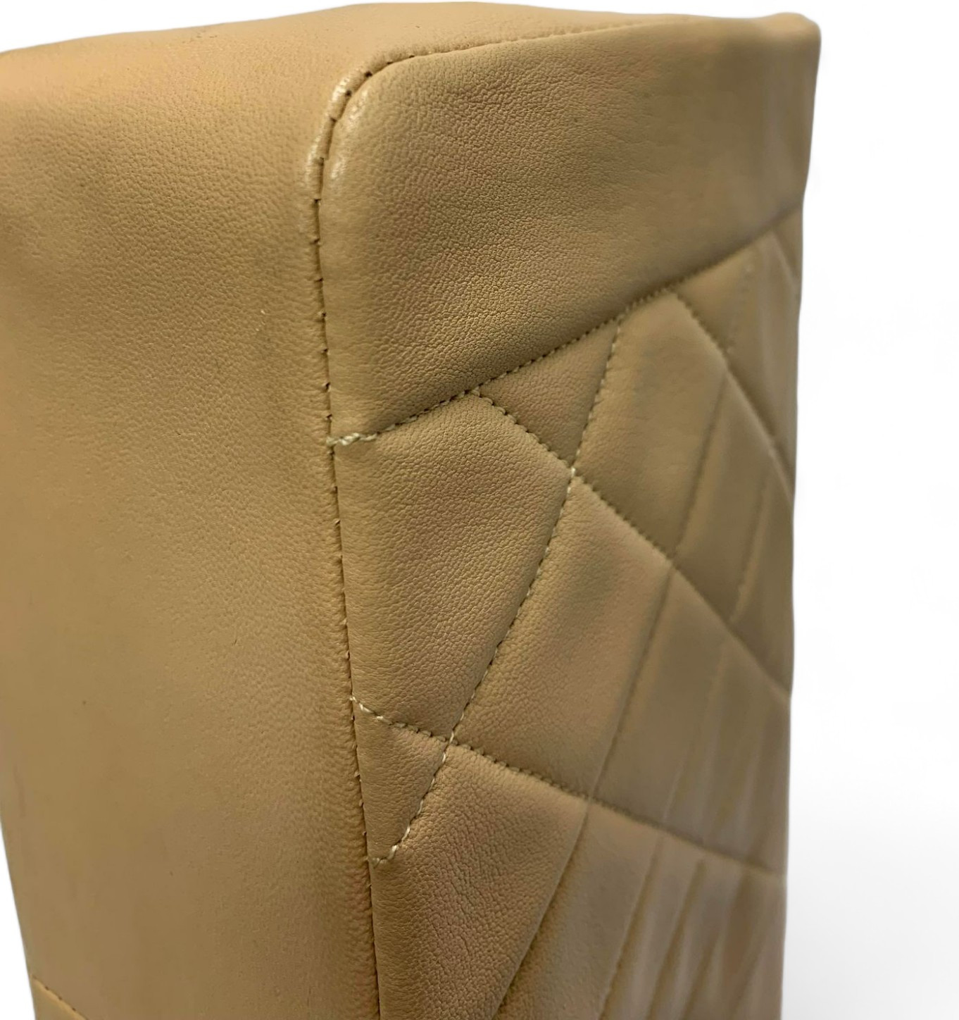 Handbag Chanel Diana Vintage Medium Classic Quilted Lambskin