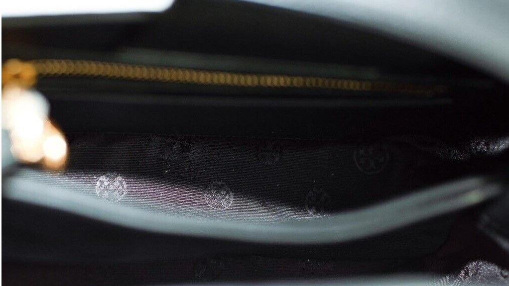 Tory Burch charm sumkasi