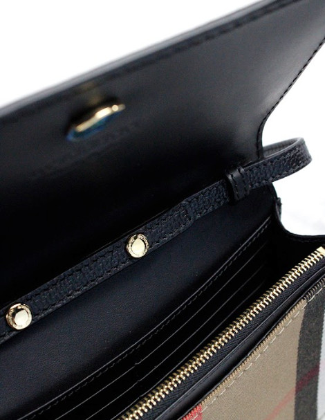 Сумка через плечо Burberry Hampshire
