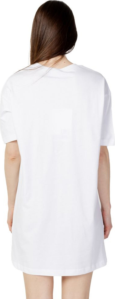 Короткое платье LOVE MOSCHINO