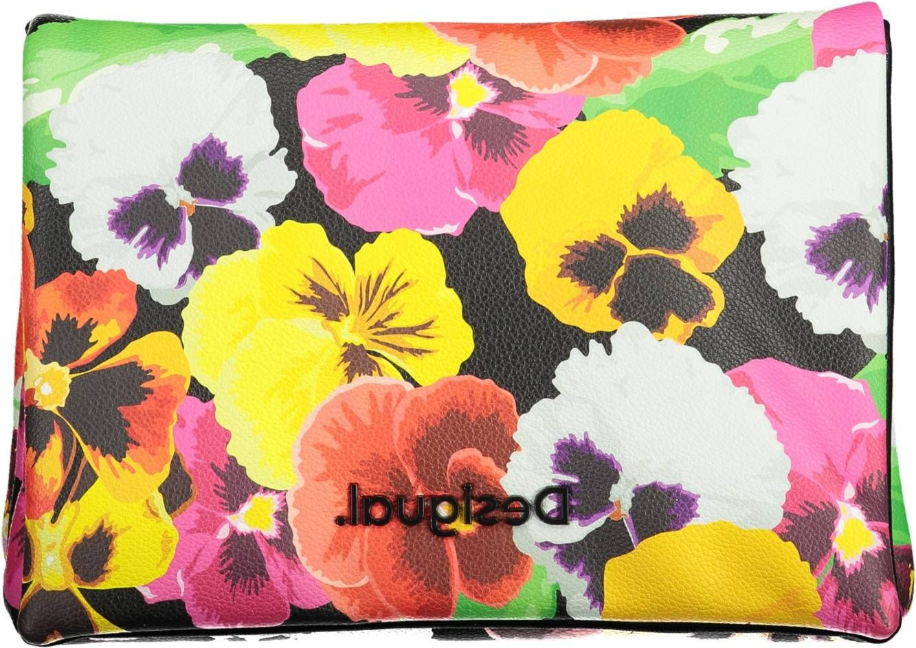 Desigual sumkasi