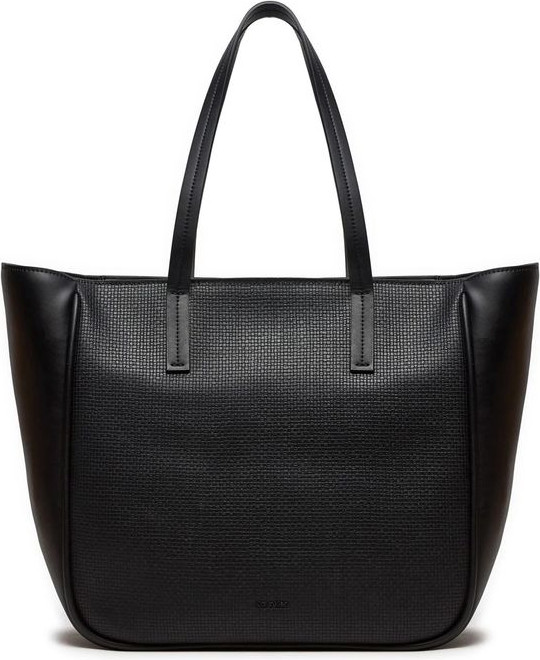 Calvin Klein sumkasi