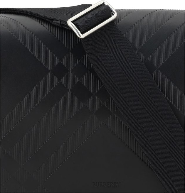 Burberry yeng sumkasi