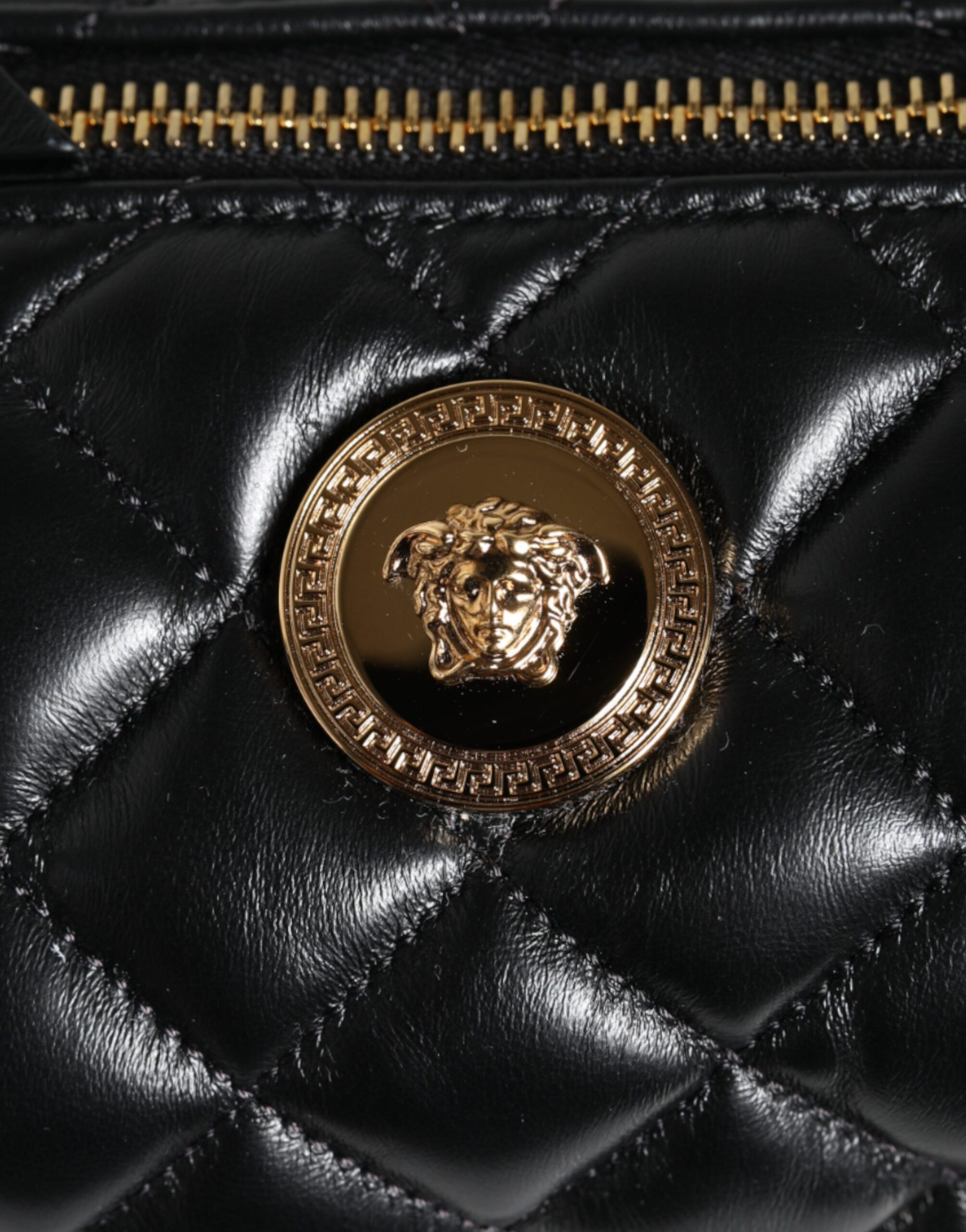 Сумка через плечо Versace Черная Мини Стеганая Лакированная Кожа
