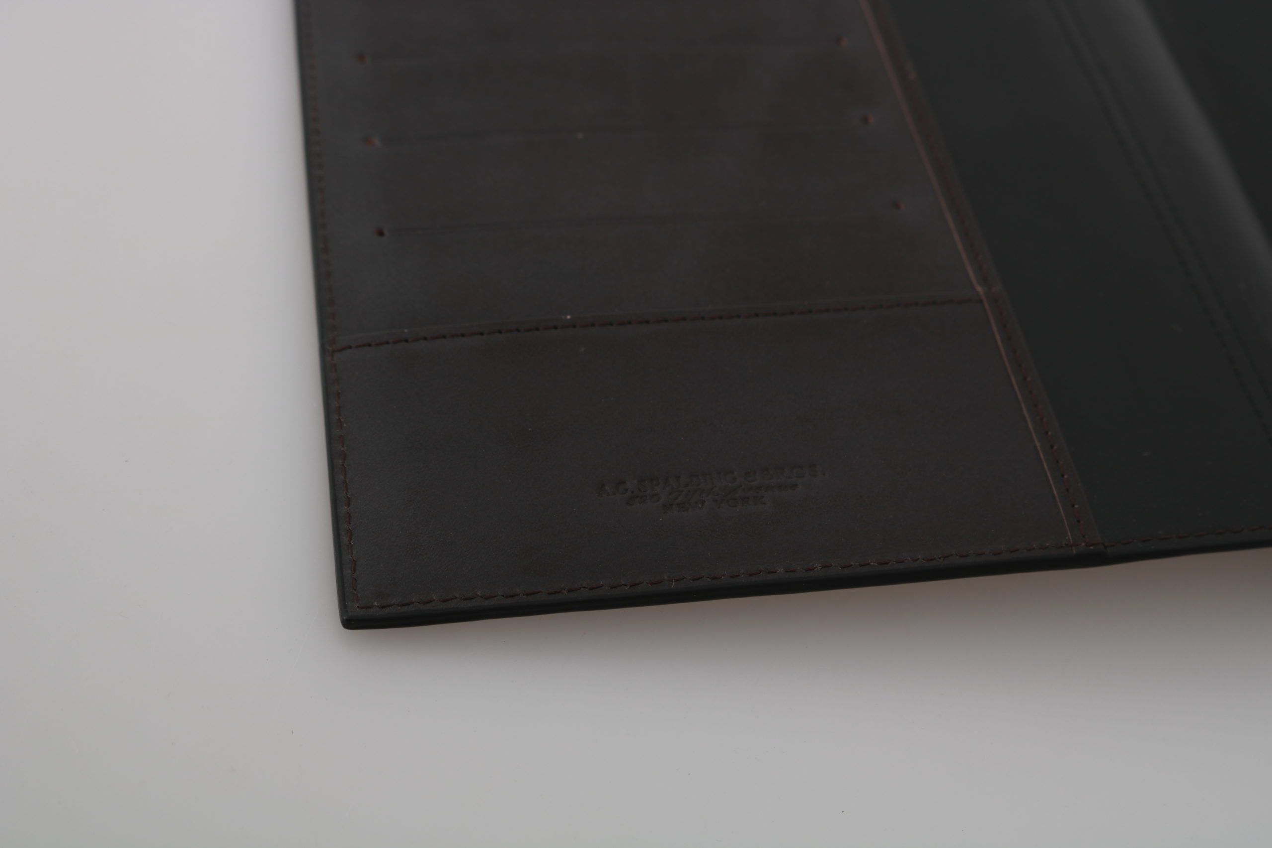 A.G. Spalding & Bros Bifold sayohat uchun hamyon