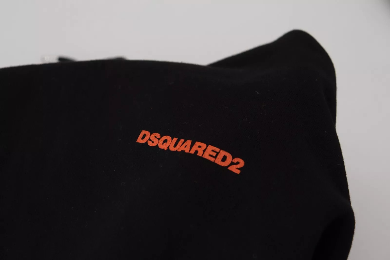 Kaputli sviter Dsquared2