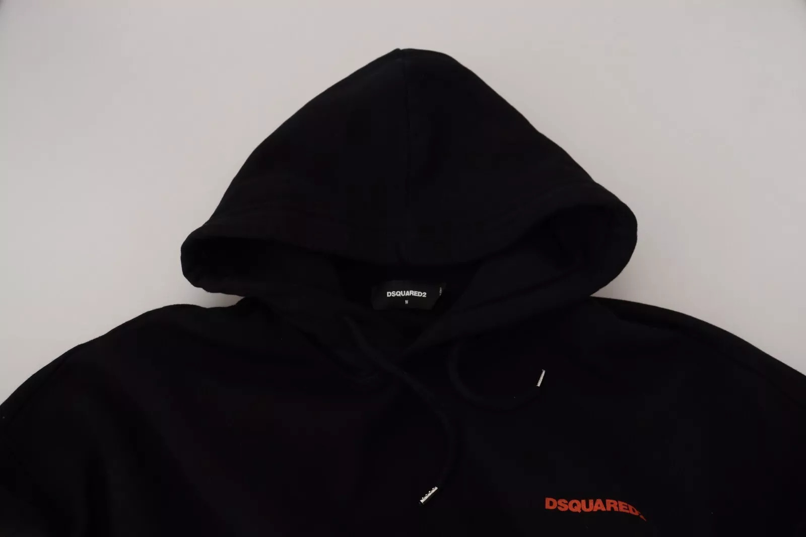 Kaputli sviter Dsquared2