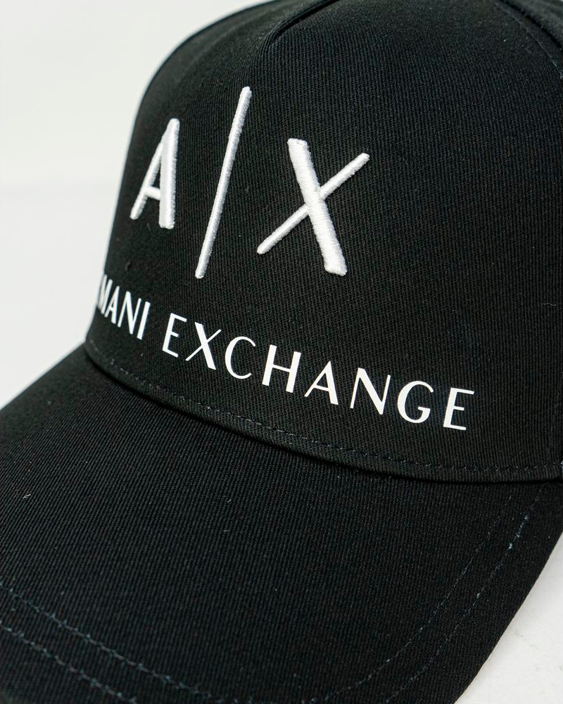 Armani Exchange beysbol kepkasi