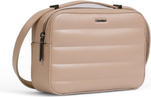 Calvin Klein sumkasi