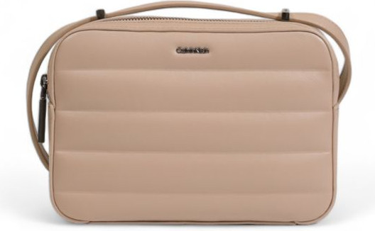 Calvin Klein sumkasi