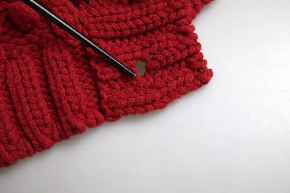 Red Wool Knit Button Down Cardigan Sweater Dolce & Gabbana