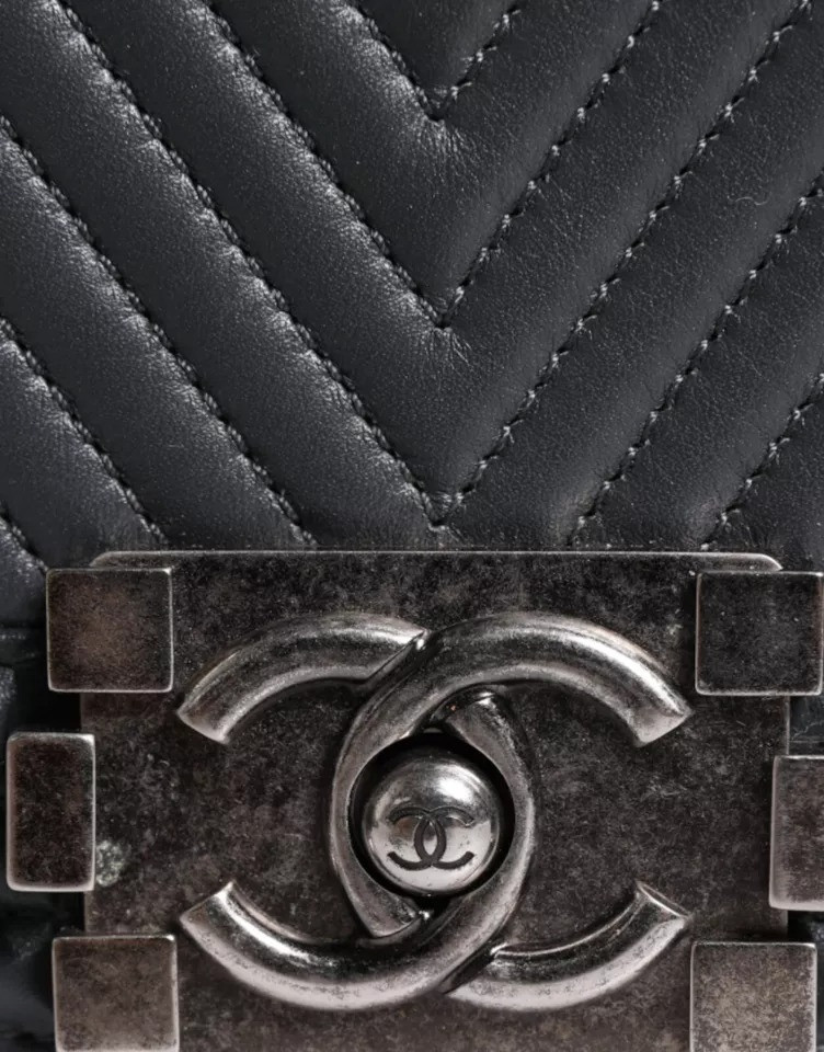 Сумка через плечо Chanel Серая Большая Ламская кожа