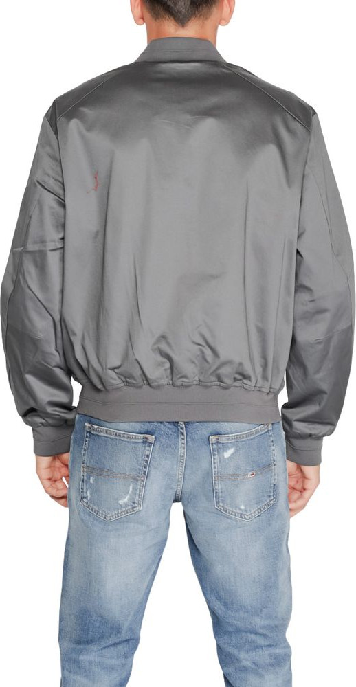 Calvin Klein Yengil Ustki Kiyimi