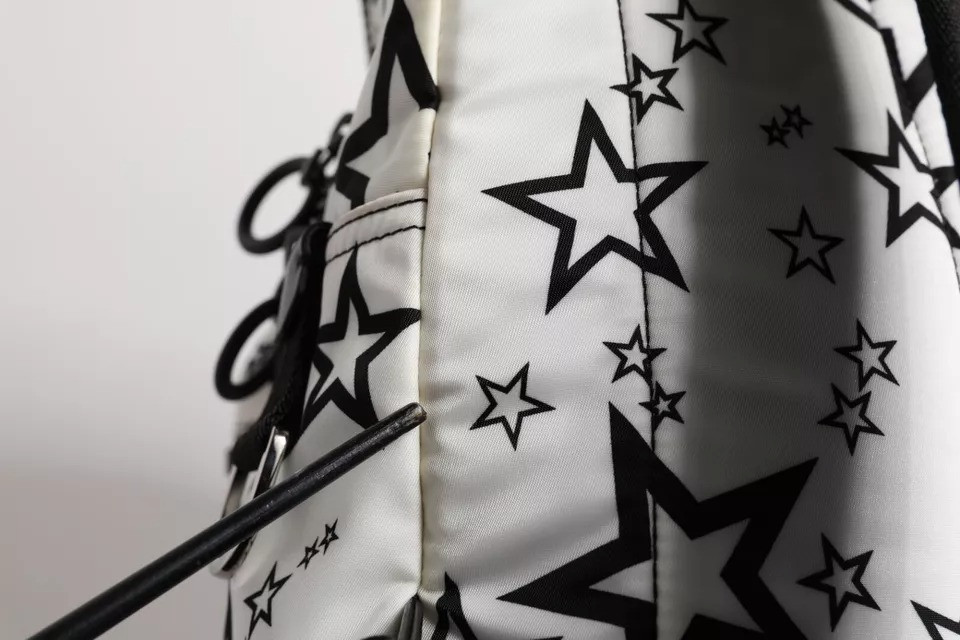 Рюкзак Dolce & Gabbana Белый рюкзак для школы из нейлона с принтом DG Stars