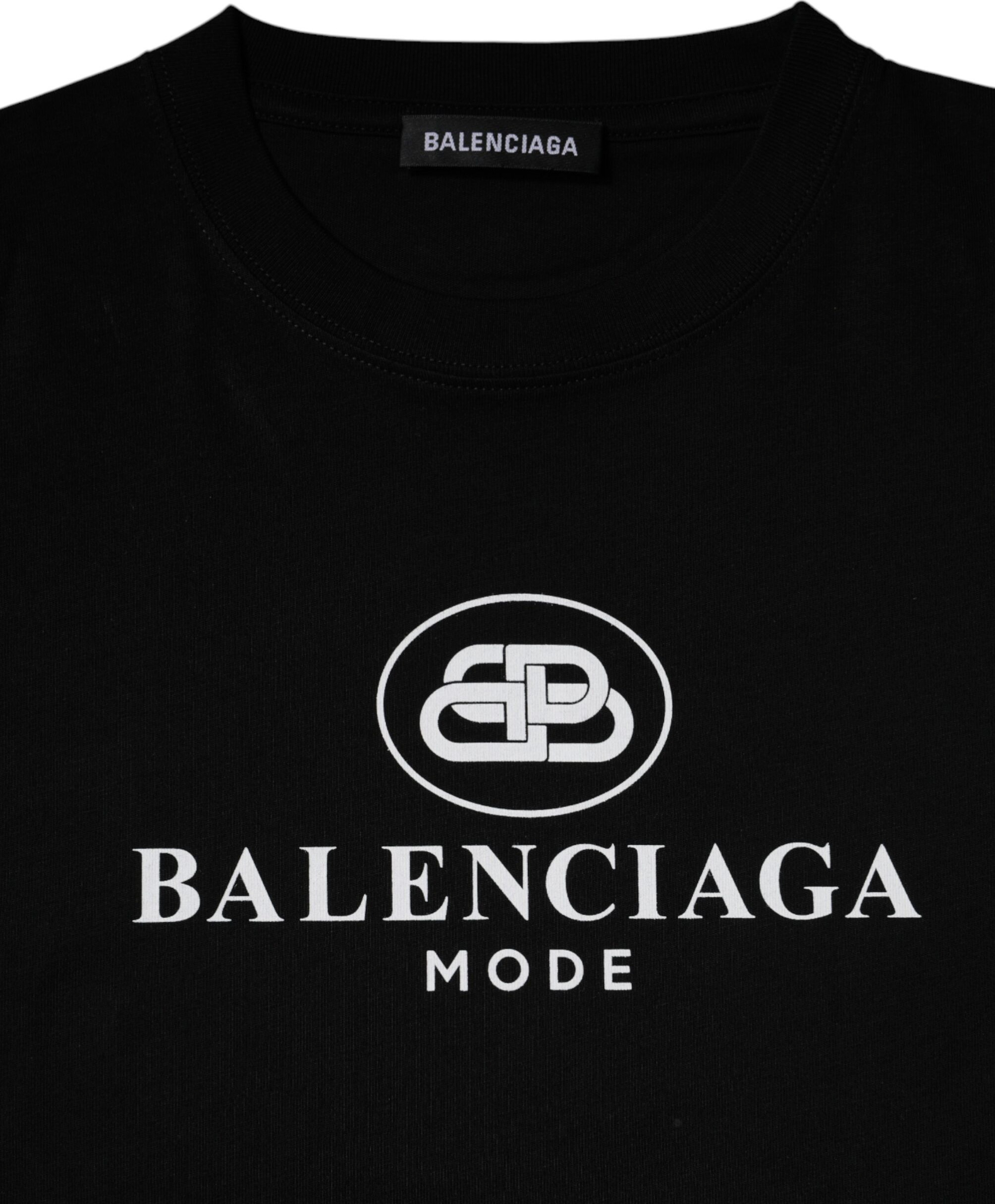 Футболка Balenciaga