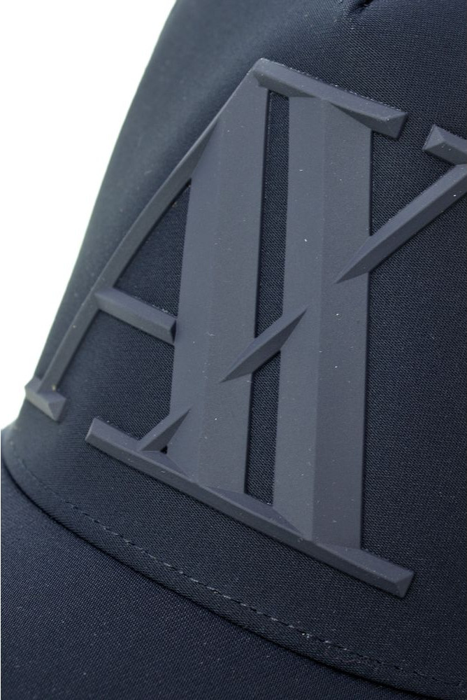 Бейсбольная кепка Armani Exchange