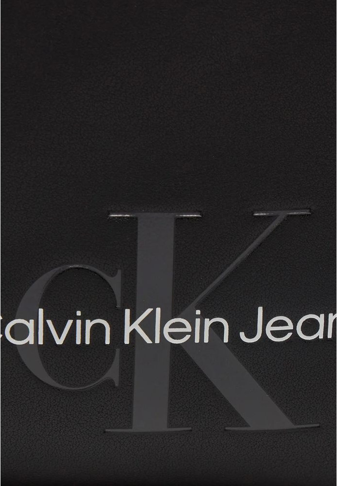 Сумка-мессенджер Calvin Klein Jeans