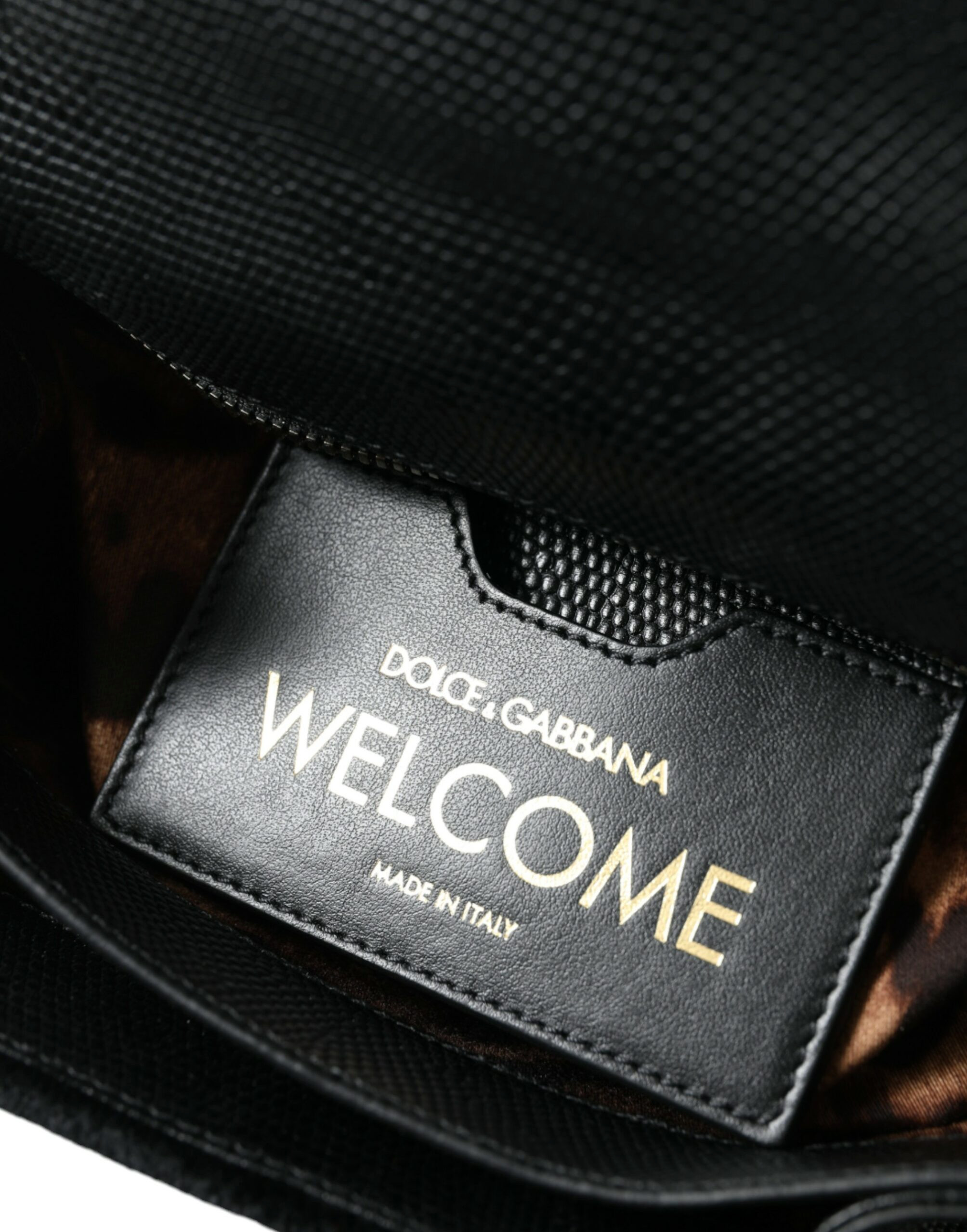 Сумка Dolce & Gabbana Элегантная сумка из бархата и кожи с дизайном в виде собаки