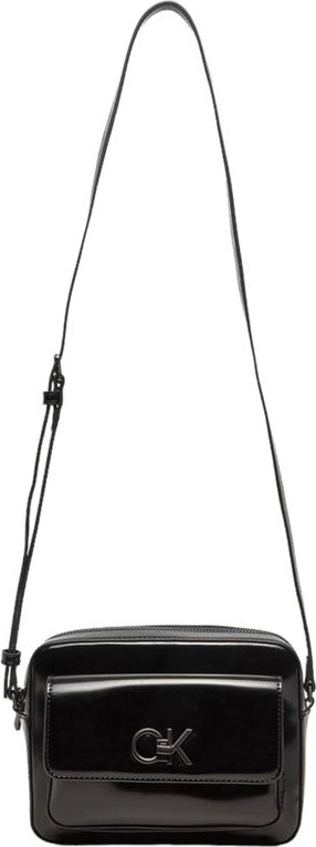 Calvin Klein sumkasi