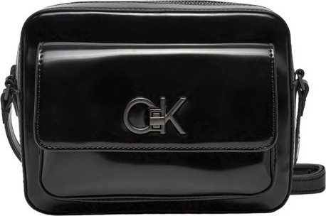Calvin Klein sumkasi
