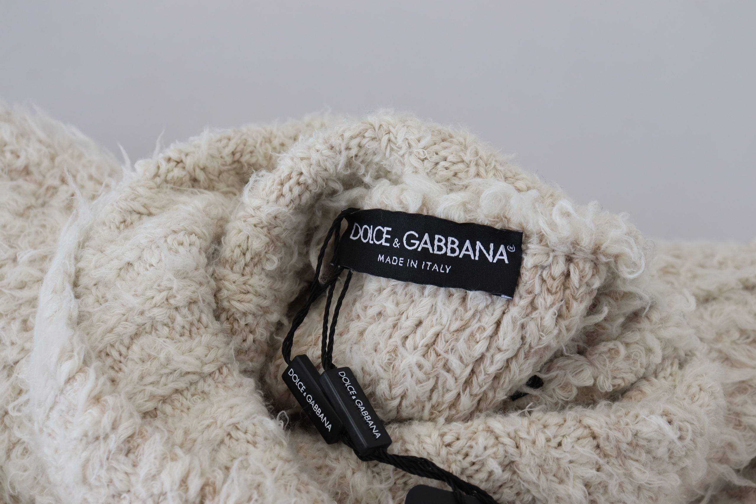 Dolce & Gabbana dan qaymoq rangli jun to'quvchi turtleneck sviter-ko'ylak