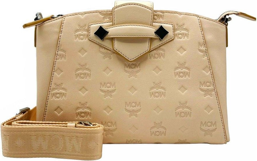 MCM Essential Tote Crossbody sumkasi