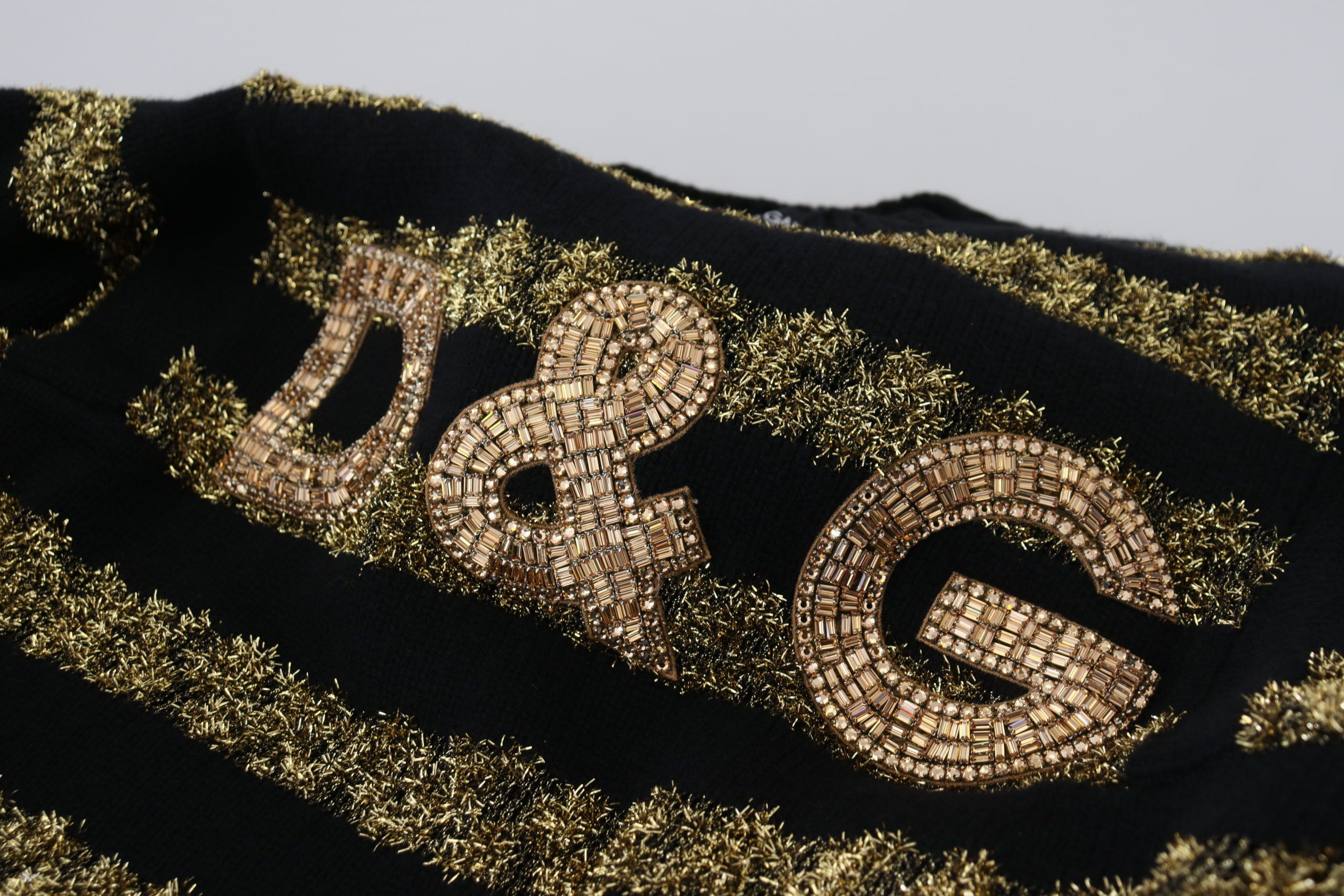 Dolce & Gabbana Qora Oltin sviter