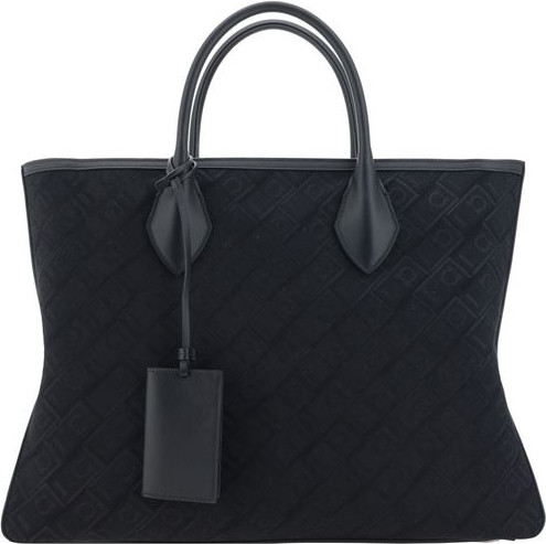 Tote sumkasi Ferragamo
