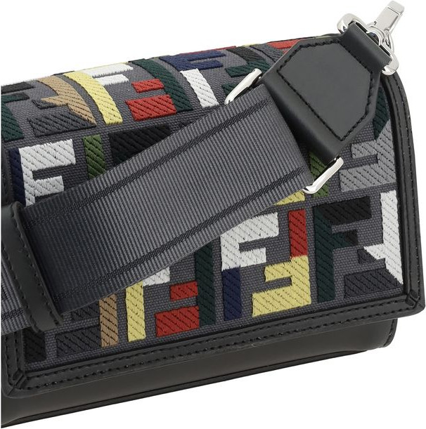 Fendi sumkasi Compact Shoulder Bag