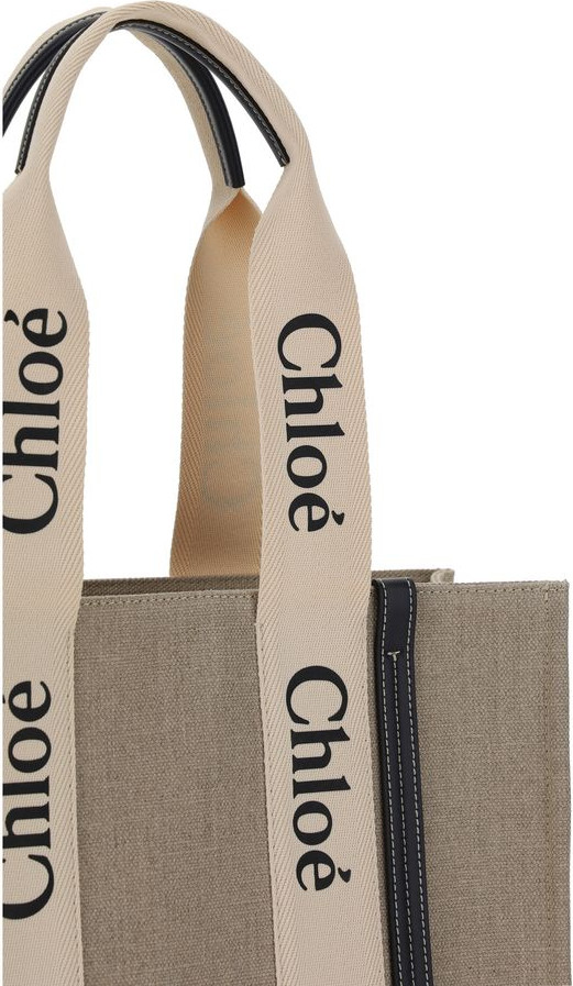 Сумка Chloé Woody Shoulder Bag
