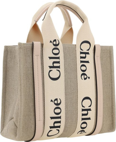 Chloé Woody sumkasi
