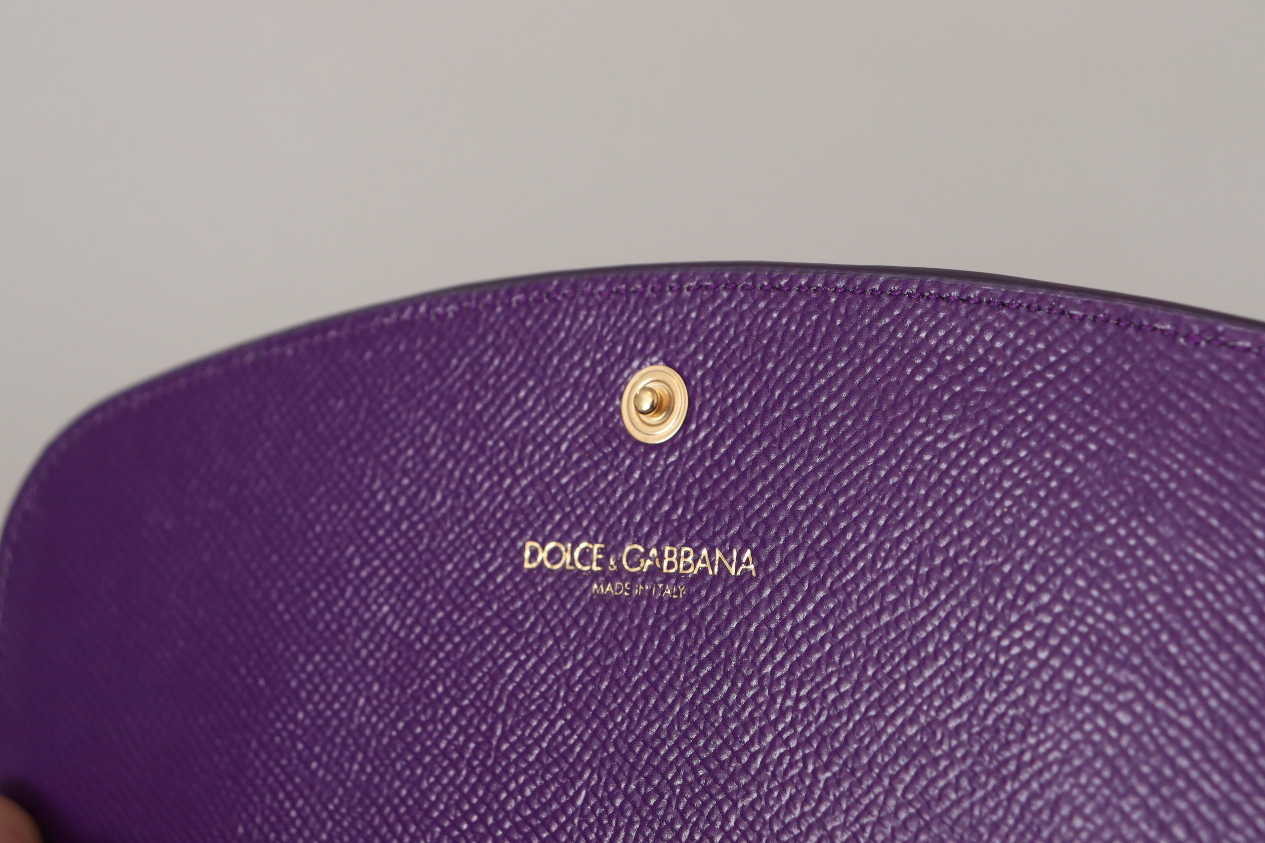 Сумка через плечо Dolce & Gabbana Элегантная фиолетовая кожаная сумка через плечо