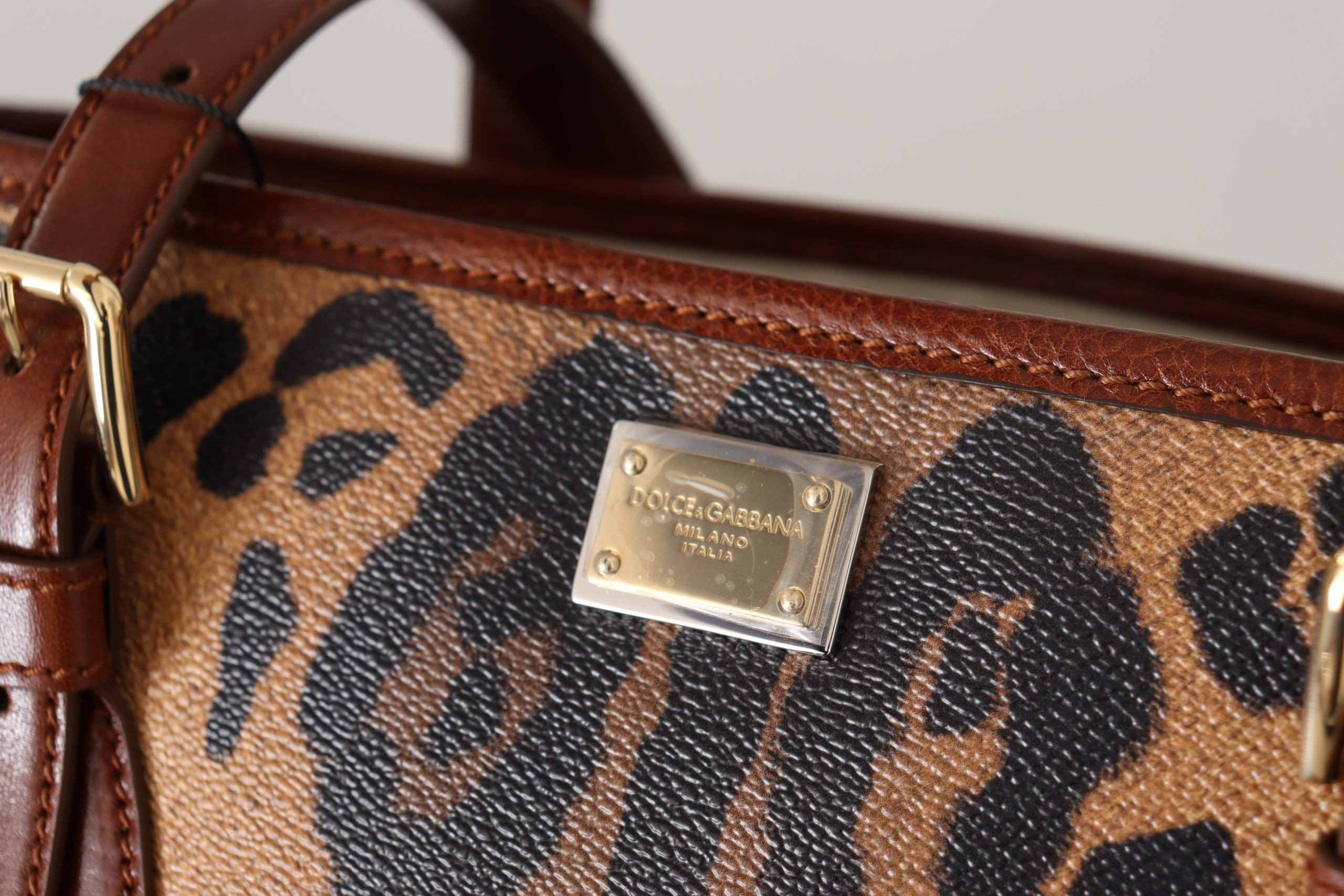 Dolce & Gabbana sumkasi