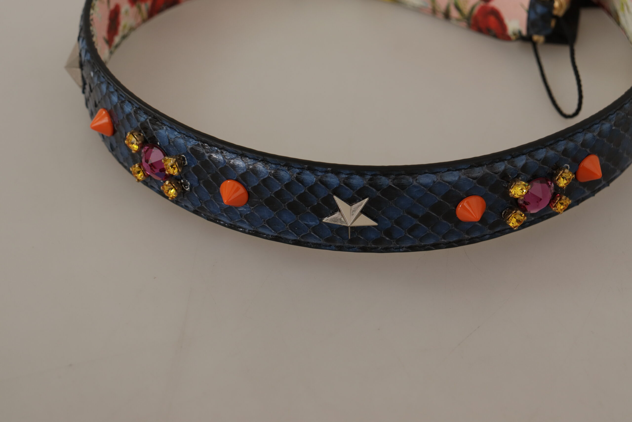 Belgi Dolce & Gabbana Zamshli Sumka Ochqich Tasmati Ko'k