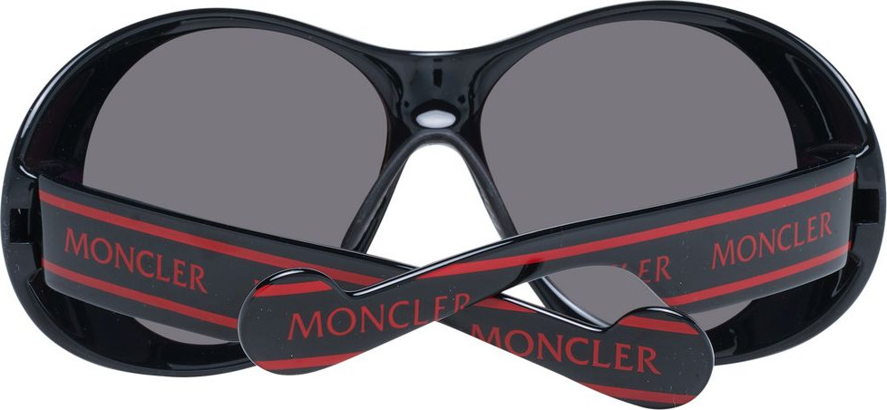 Солнечные очки Moncler