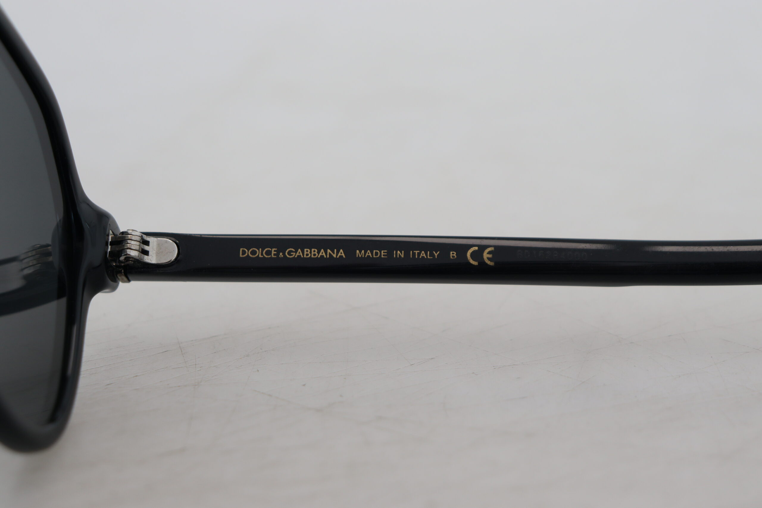 Dolce & Gabbana Quyosh ko'zoynagi